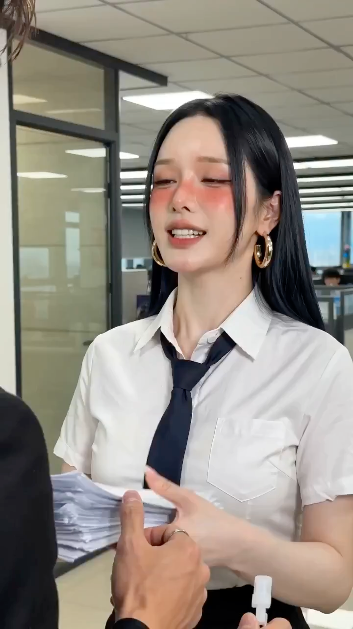 00后整顿职场爆笑反转剧