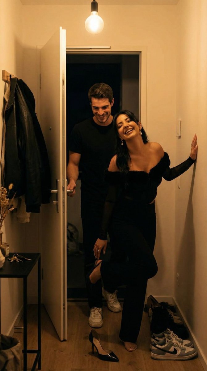 深夜门前的温柔落脚