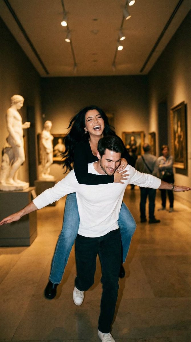 背着你在博物馆里起飞